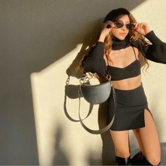 Zara Elegant Black Mini Skirt - Picture 6 of 9